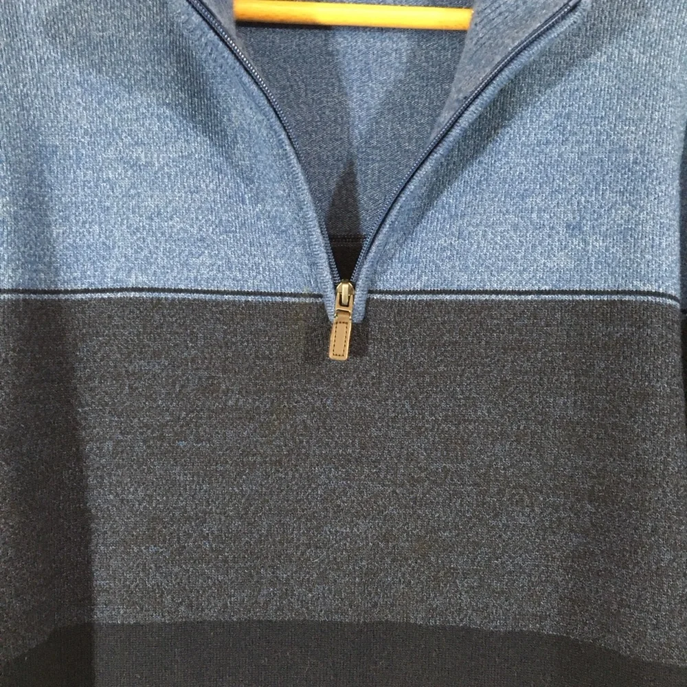 Dockers chest 28” 25